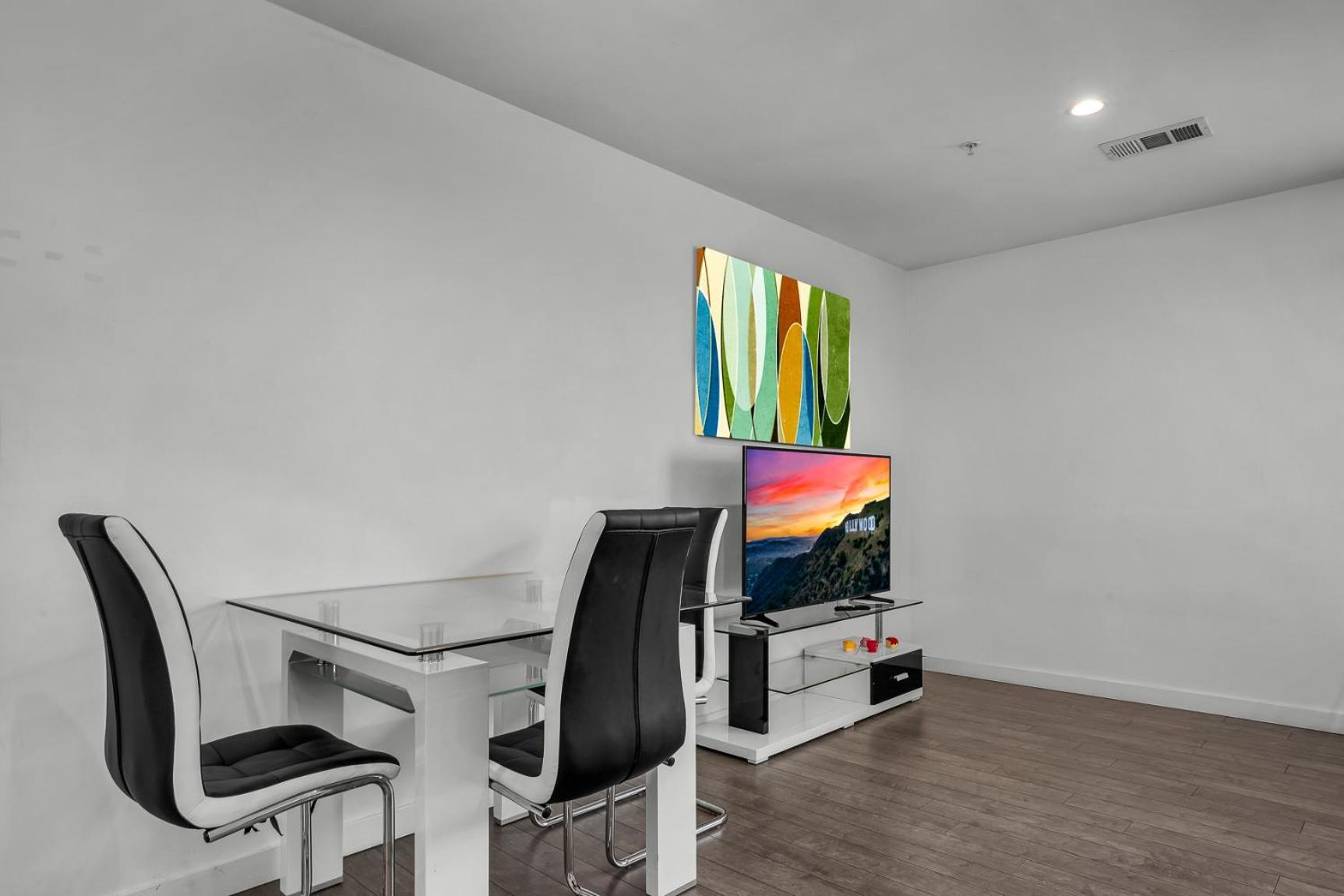 Appartement Fully Furnished One Bedroom With Full Bathroom In Koreatown